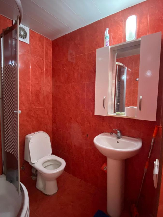 Apartment On Luka Asatiani 2 Batumi Exterior photo